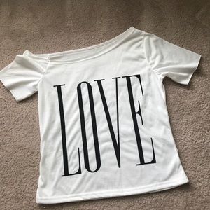 Small “Love” shirt new